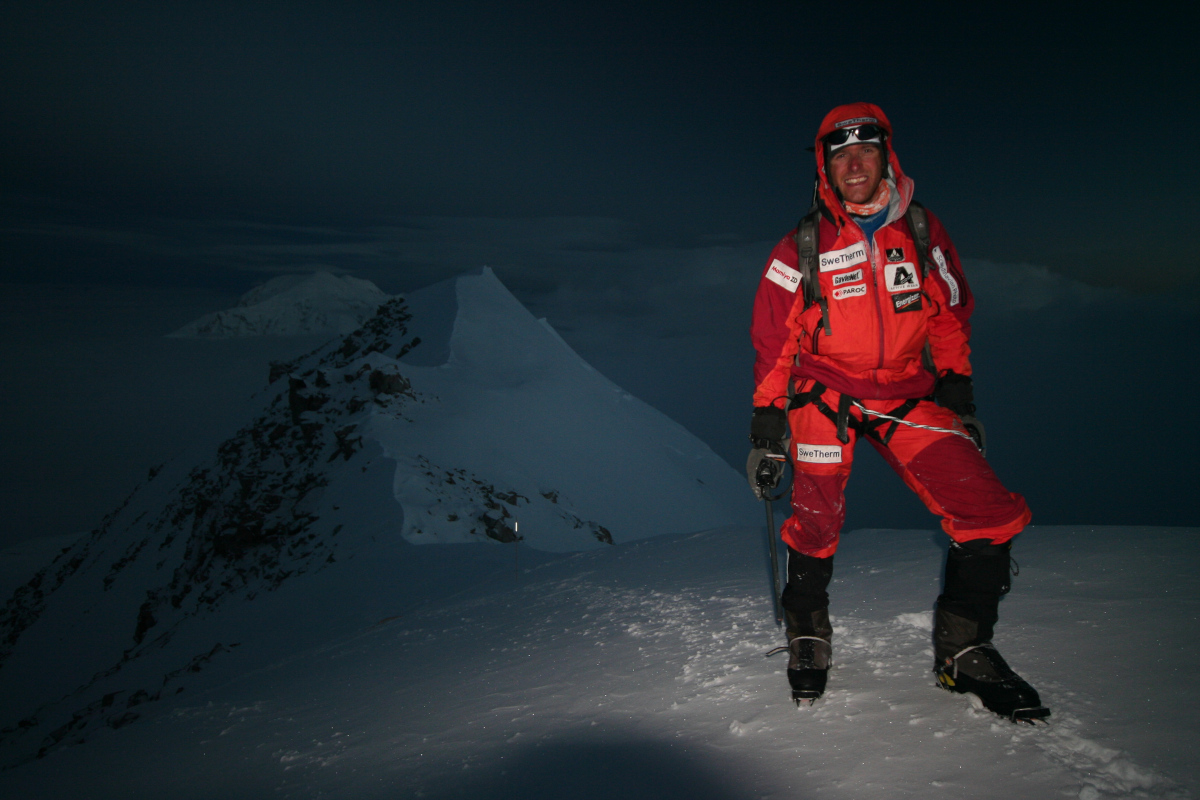 Fredrik Sträng klär sig rätt i vinterkylan på Denali i Nordamerika